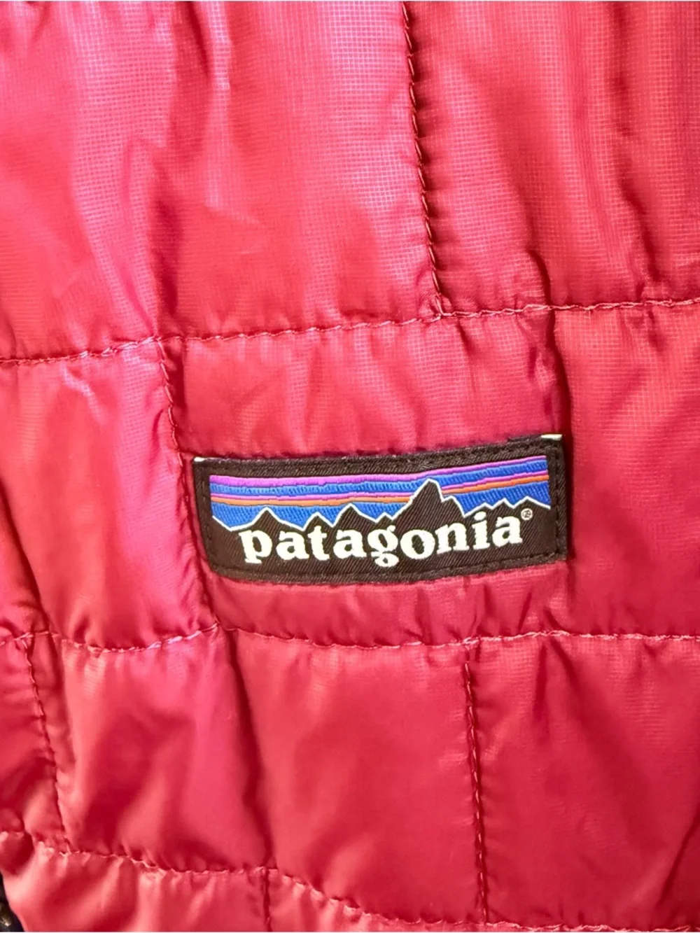 Patagonia Women's Quilted Puffer Jacket - size XL - Picture 2 of 7